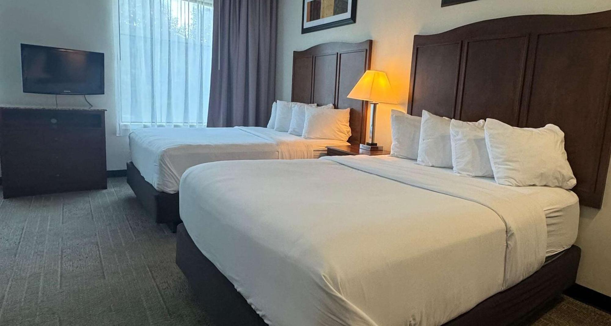 Best Western Plus Hannaford Inn & Suites Kenwood Kültér fotó